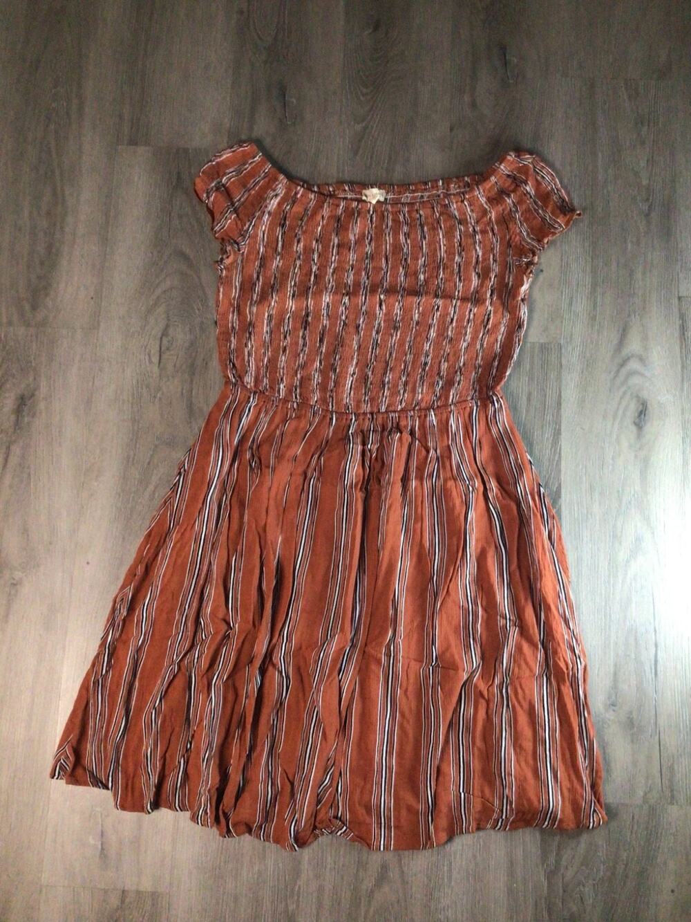 Hem & Thread Mini Dress Womens Medium Brown Striped Smocked Bodice Off Shoulder